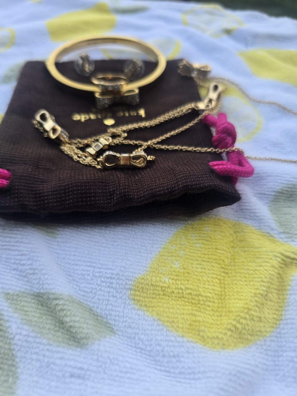 Kate spade gold-tone BOW necklace WITH MATCHING BANGLE,EARRINGS, AND RING